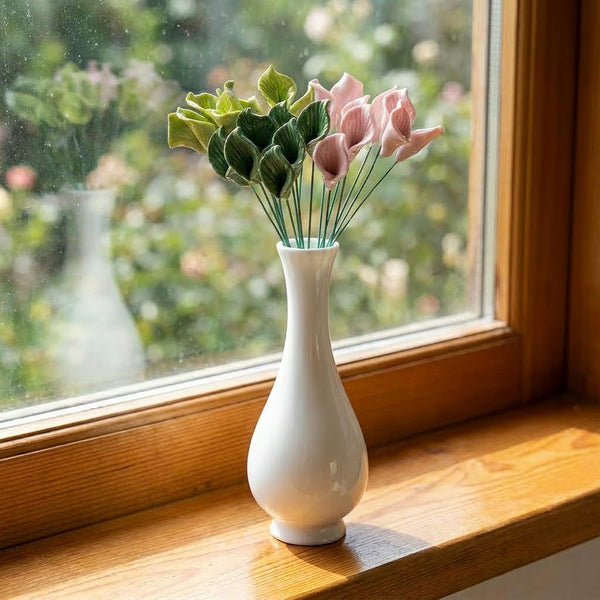 Fleurs en céramique & vase en céramique : l’alliance indémodable pour un intérieur raffiné