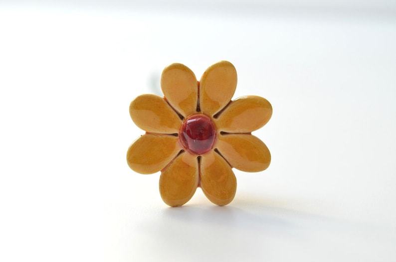 Marguerite céramique colorée 4 cm - Décoration intérieur et extérieur
