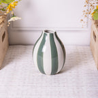 Vase décoratif tulipe en céramique émaillée rayé rose, vert et blanc 13x10x10 cm