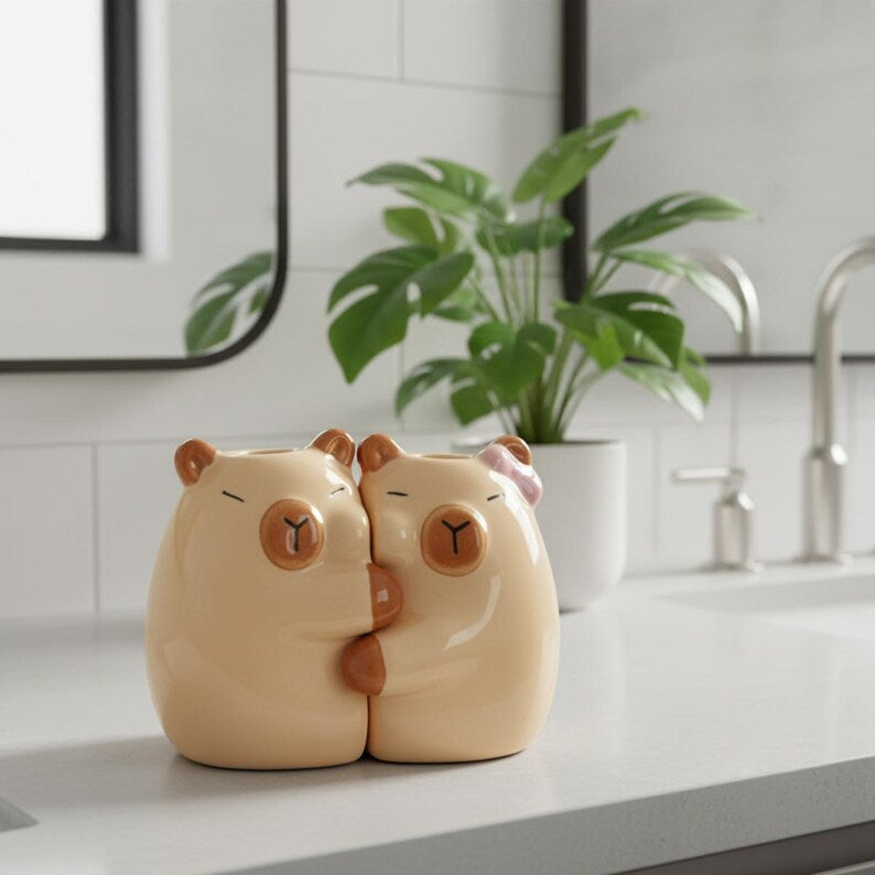 Porte-brosse à dents Capybara en céramique, ensemble de 2, marron clair