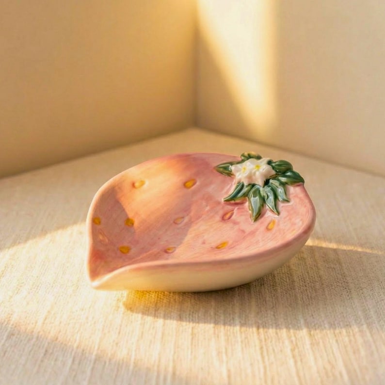 Plateau en céramique forme fruit - Vide-poches fraise pastèque, porte-savon artisanal