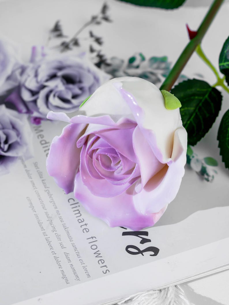 Fleur violette en céramique faite main, rose violette éternelle, décoration d'intérieur moderne 7,3 cm