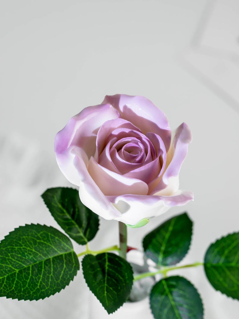 Fleur violette en céramique faite main, rose violette éternelle, décoration d'intérieur moderne 7,3 cm
