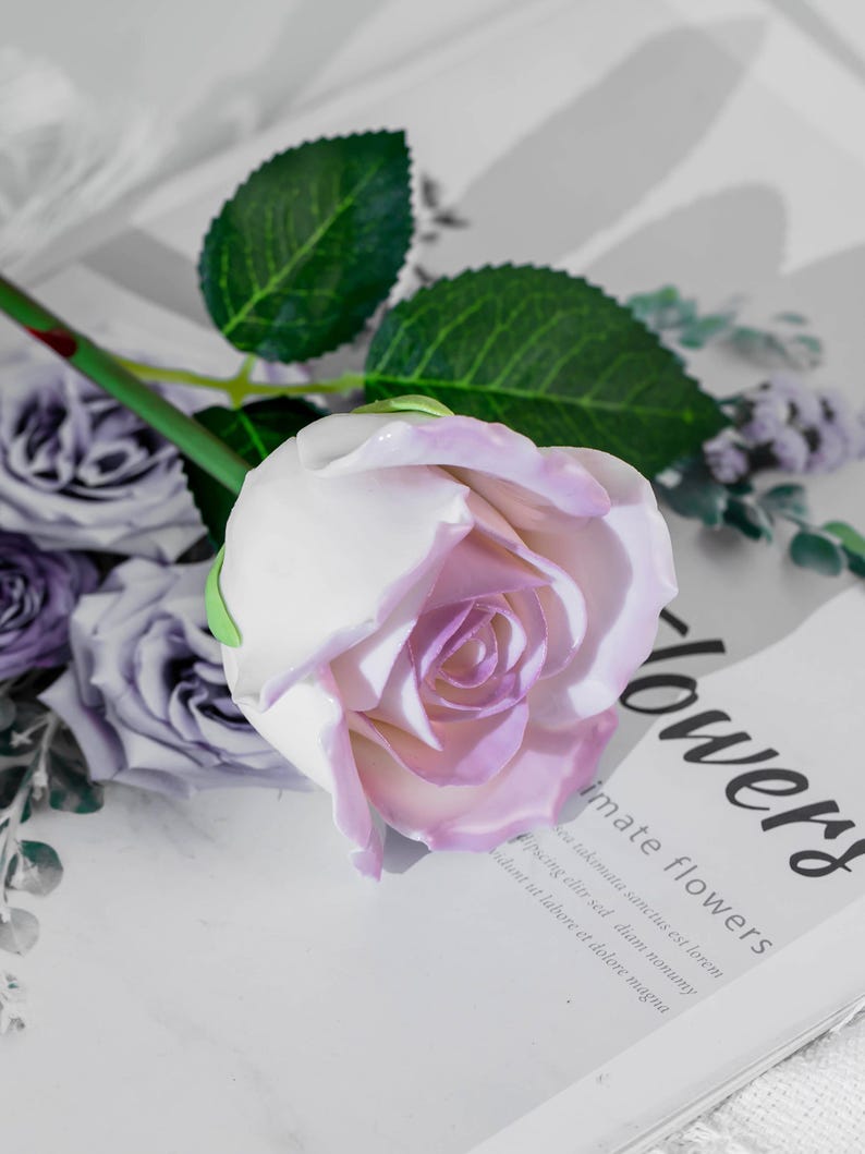 Fleur violette en céramique faite main, rose violette éternelle, décoration d'intérieur moderne 7,3 cm