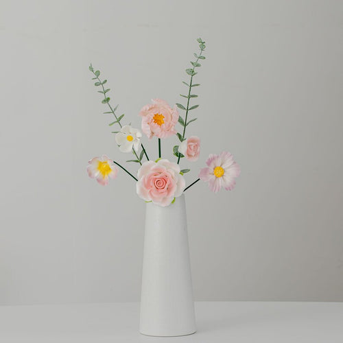 Bouquet de fleurs en céramique, Lys non ouverts, Décoration intérieur moderne, Cadeau Fête des Mères