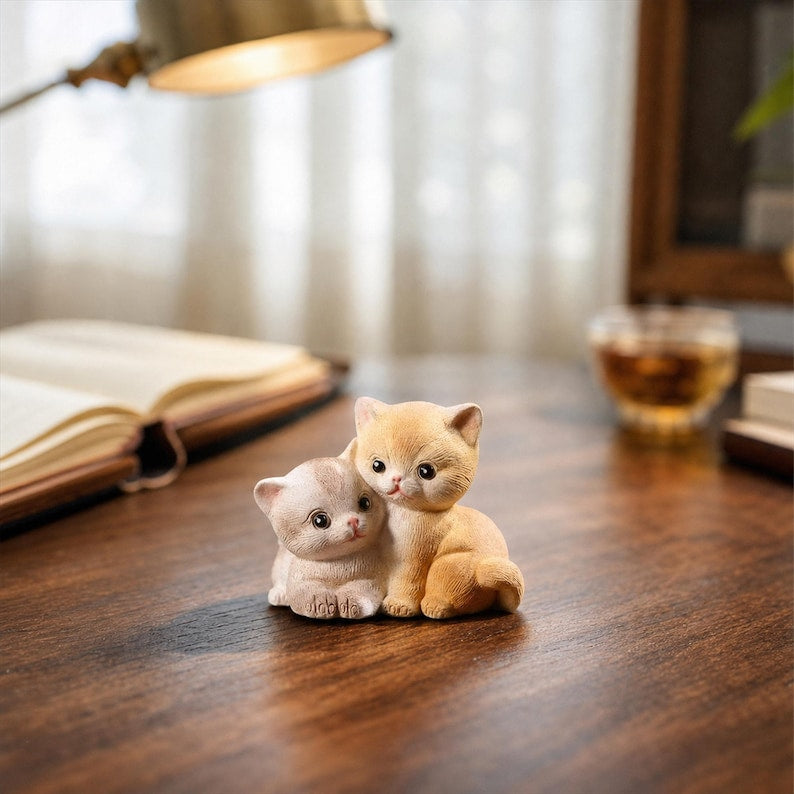 Figurine de couple de chats en céramique orange tigré, décoration de bureau rustique, poterie artisanale 7 cm