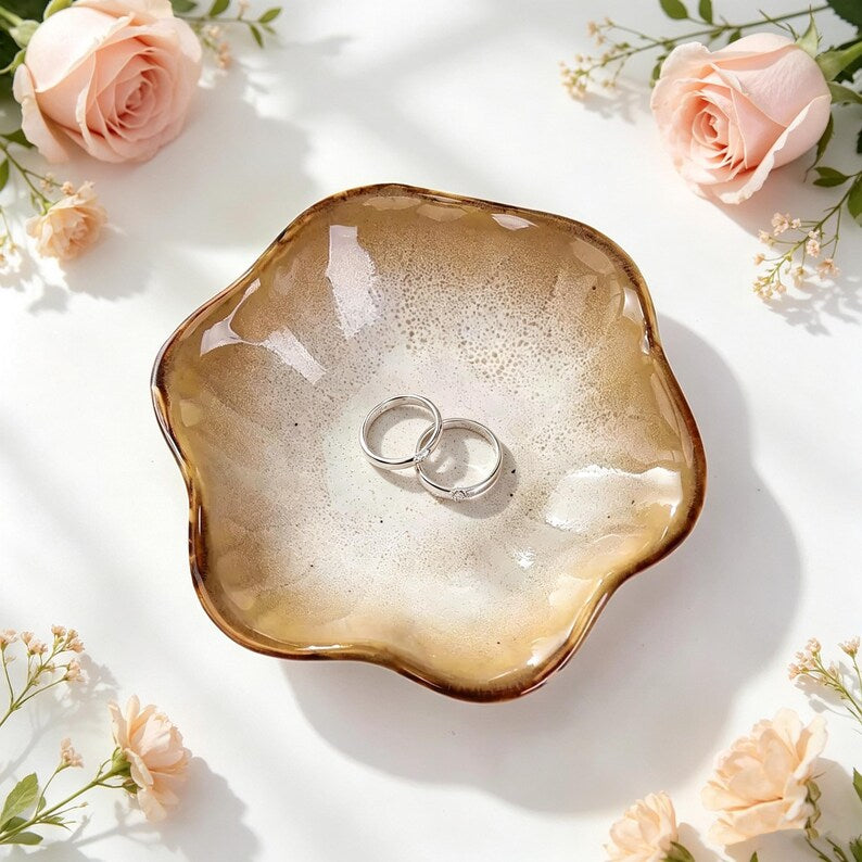 Plateau à bijoux en céramique à motif floral, porte-bagues et vide-poches décoratif pour coiffeuse