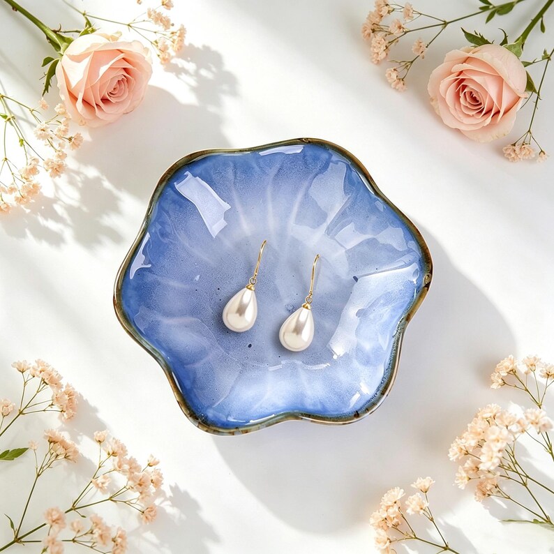 Plateau à bijoux en céramique à motif floral, porte-bagues et vide-poches décoratif pour coiffeuse